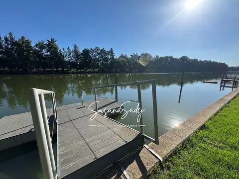 Casa en Venta en Barrio Cube, USD 300.000