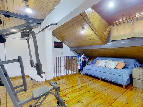 Depto Tipo Casa 3 ambientes con 2 baños