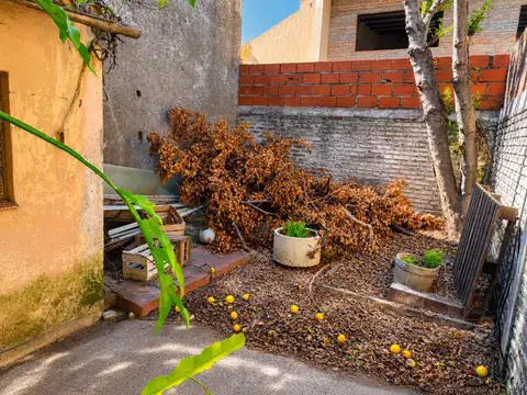 Depto Tipo Casa en Venta 51 años