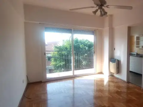 Departamento en Alquiler en Monte Castro, CABA