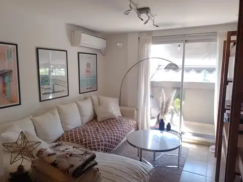 Departamento de 2 amb. en venta en Villa Urquiza