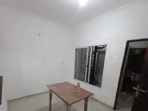 Depto Tipo Casa en Venta de 5 ambientes