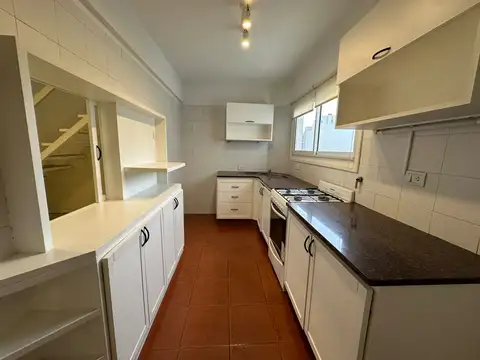 Departamento tipo dúplex  3 ambientes con dependencia en VENTA