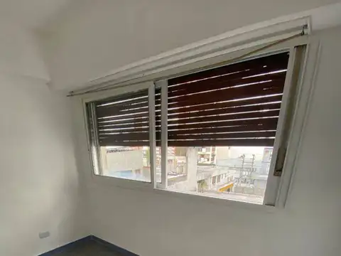 1 ambiente alquiler Rivadavia 14340 apto profesional