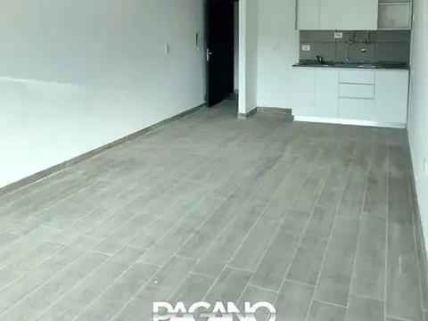 Departamento en Alquiler en Abasto, $ 400.000