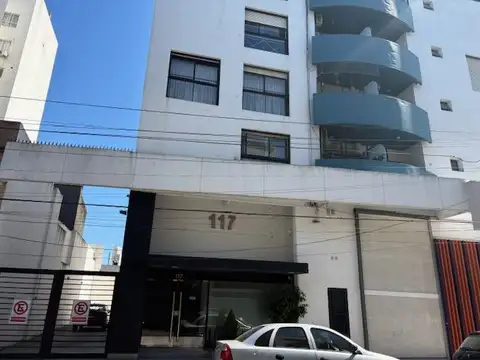 Mariano Acosta 100, Piso 8