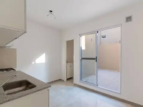Depto Tipo Casa 4 ambientes con 2 baños
