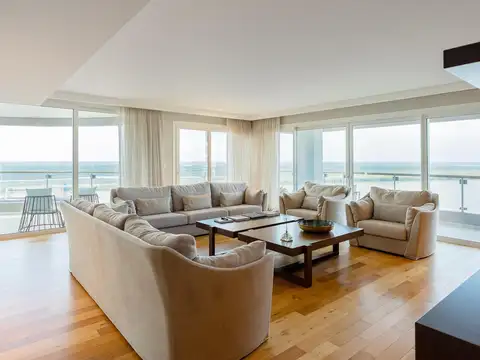 Departamento en Venta de 8 ambientes