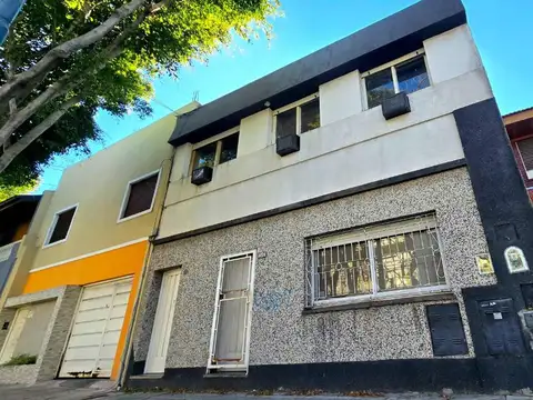 Depto Tipo Casa en Venta de 4 dormitorios