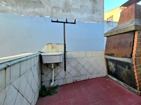 Depto Tipo Casa en Venta 32 años
