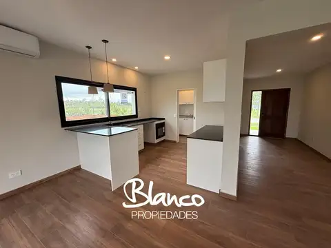Casa en Alquiler al Norte