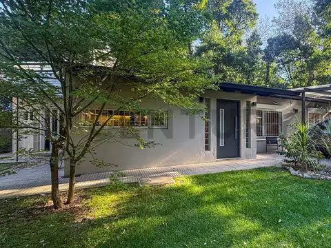 Casa Quinta 3 Ambientes con Pileta sobre lote de 1.530 m² – Barrio El Sosiego, Mar del Plata