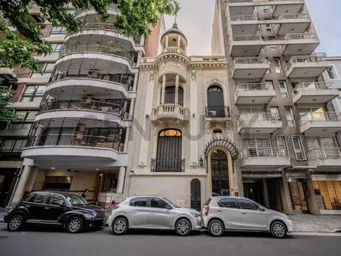 Residencia de Estilo Francés | 5 Plantas con Ascensor | Ideal Firmas de Alta Gam