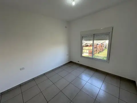 VENTA CASA A ESTRENAR EN FREYRE - GRAN TERRENO