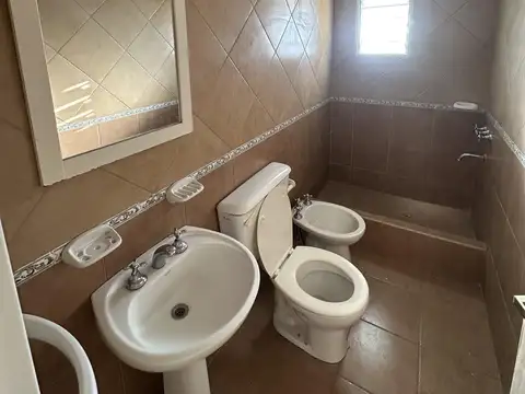 Departamento en Alquiler en Olivos Uzal / Panamericana, $ 500.000