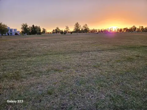 LOTE EN VENTA DE 1600MTS AREA 60 - LA RESERVA ESCONDIDA-