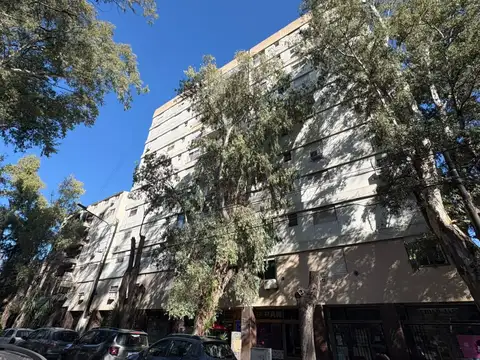 Departamento 3 Ambientes con Ascensor en Venta - Ciudad Jardín