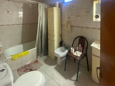 Depto Tipo Casa en Venta de 8 ambientes