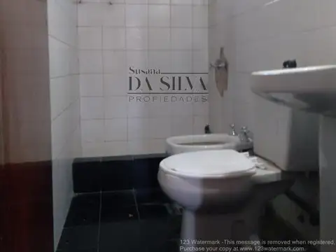 Amplia Casa en San Antonio de Padua.