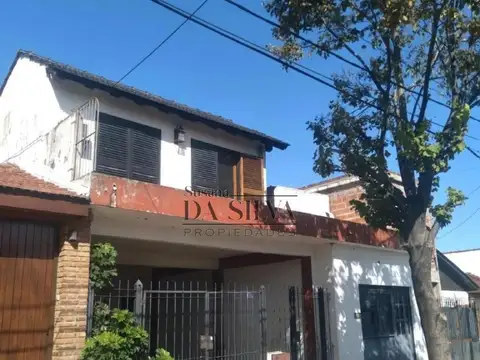 Amplia Casa en San Antonio de Padua.