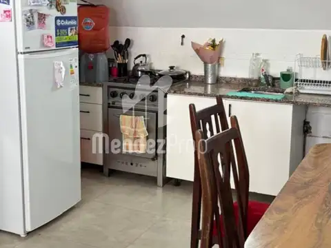 Depto Tipo Casa en Venta en Temperley, USD 45.000