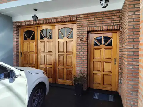 Casa en Venta en Lanus Oeste, USD 229.000