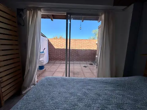 Hipólito Yrigoyen 100