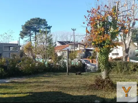 Casa en Venta - 2 Dormitorios 1 Baño - 312mts - La Lucila Del Mar