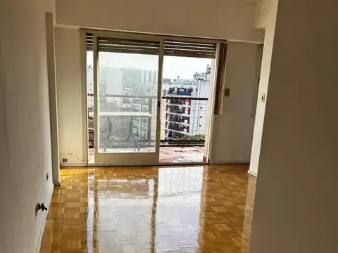 Salta 2100, Piso 9