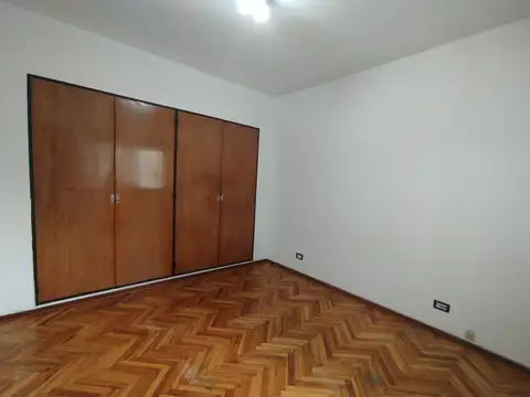 Departamento en Alquiler en Flores, $ 850.000