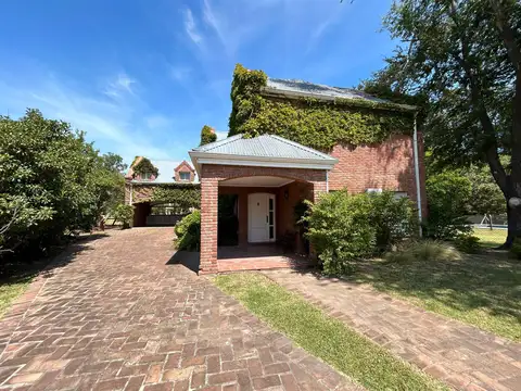 Casa en Venta en Aldea Lago, USD 650.000