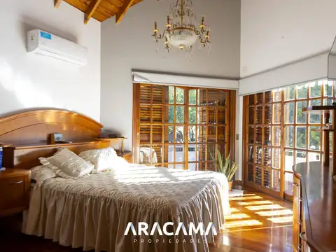 Casa en Venta de 4 dormitorios