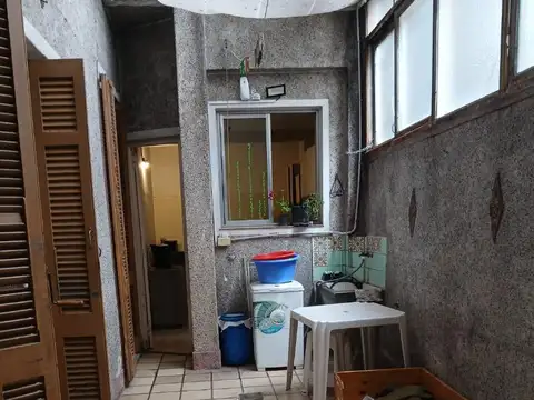 Depto Tipo Casa en Venta en Flores, USD 125.000