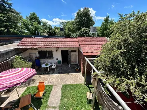 Viamonte 100, Baigorria, casa 3 dormitorios + depto 1 dorm.