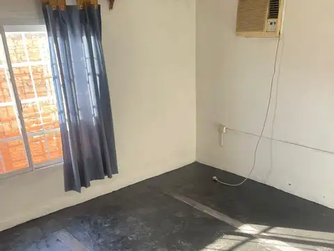 Depto Tipo Casa en Alquiler en Haedo, $ 800.000