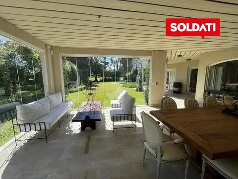 Casa 6 ambientes con 3 baños