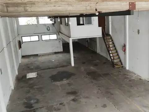 Galpón en alquiler de 330m2 ubicado en Munro