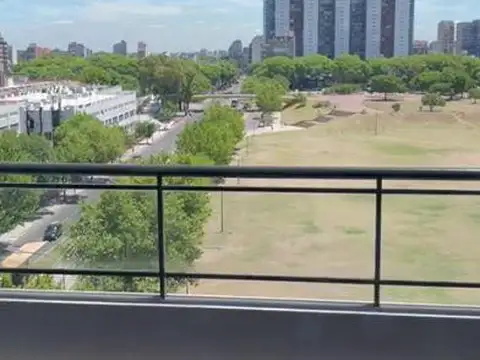 AMPLIO Y LUMINOSO DEPARTAMENTO EN PARQUE PATRICIOS