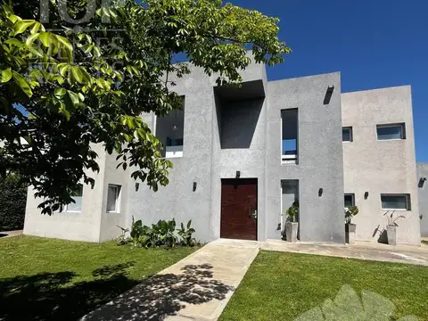 Casa en El Canton - Islas