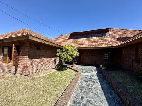 Casa en Venta en Centro  - Campana, USD 298.000