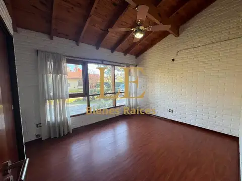 Casa en Venta en Nautico Escobar, USD 190.000