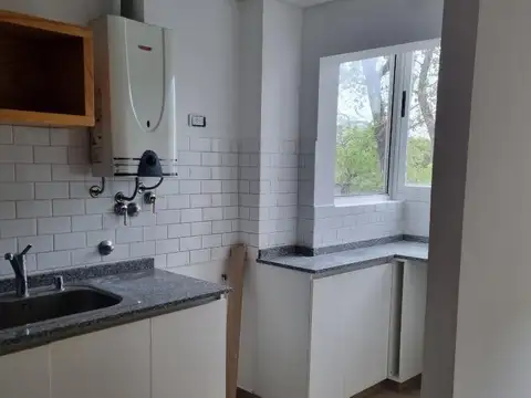 Puerto Argentino 5700, Piso 2°