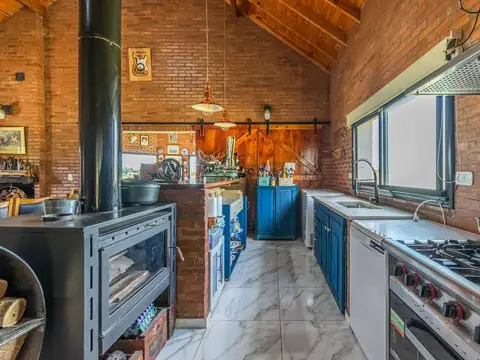 Casa en Venta con 1 cochera