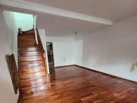 Casa en Alquiler en Olivos, USD 2.000
