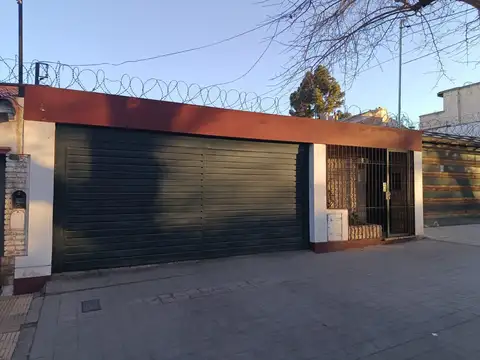 Lamadrid entre Paso de los Andes y Granaderos