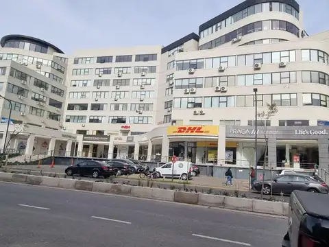 Alquiler cochera en Nordelta