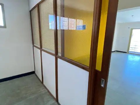 Oficina en Alquiler 30 años