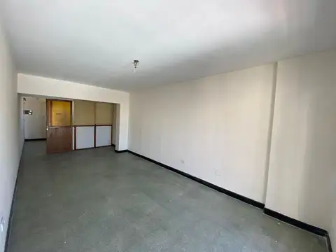 Oficina en Alquiler en Centro, $ 170.000