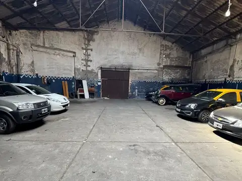 Galpon en Venta 18  mts Frente