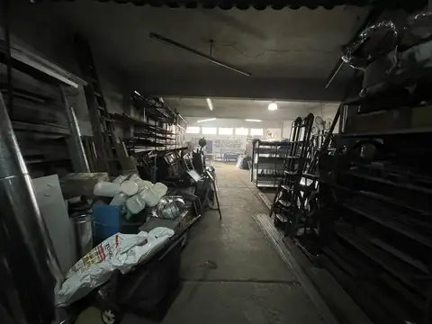 Gral. Smith 249 entre Av. Zapiola y 9 de